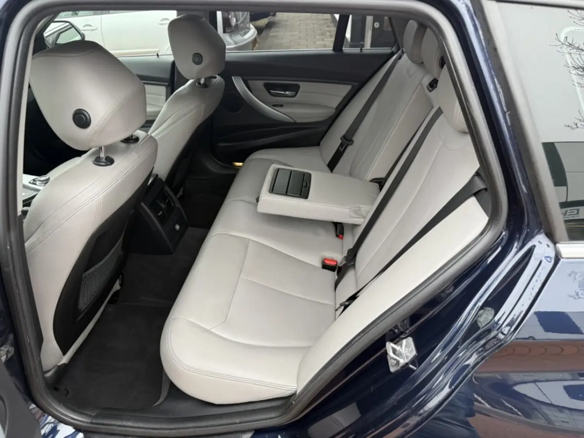 328i xDrive High Exec. Full Opties