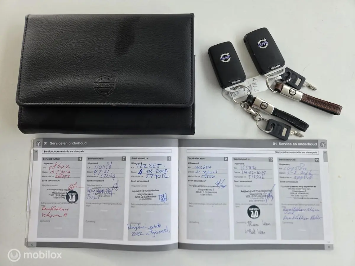 2.0 T5 FWD Momentum Cmera/Pano/Trekhaak/Leder/NL