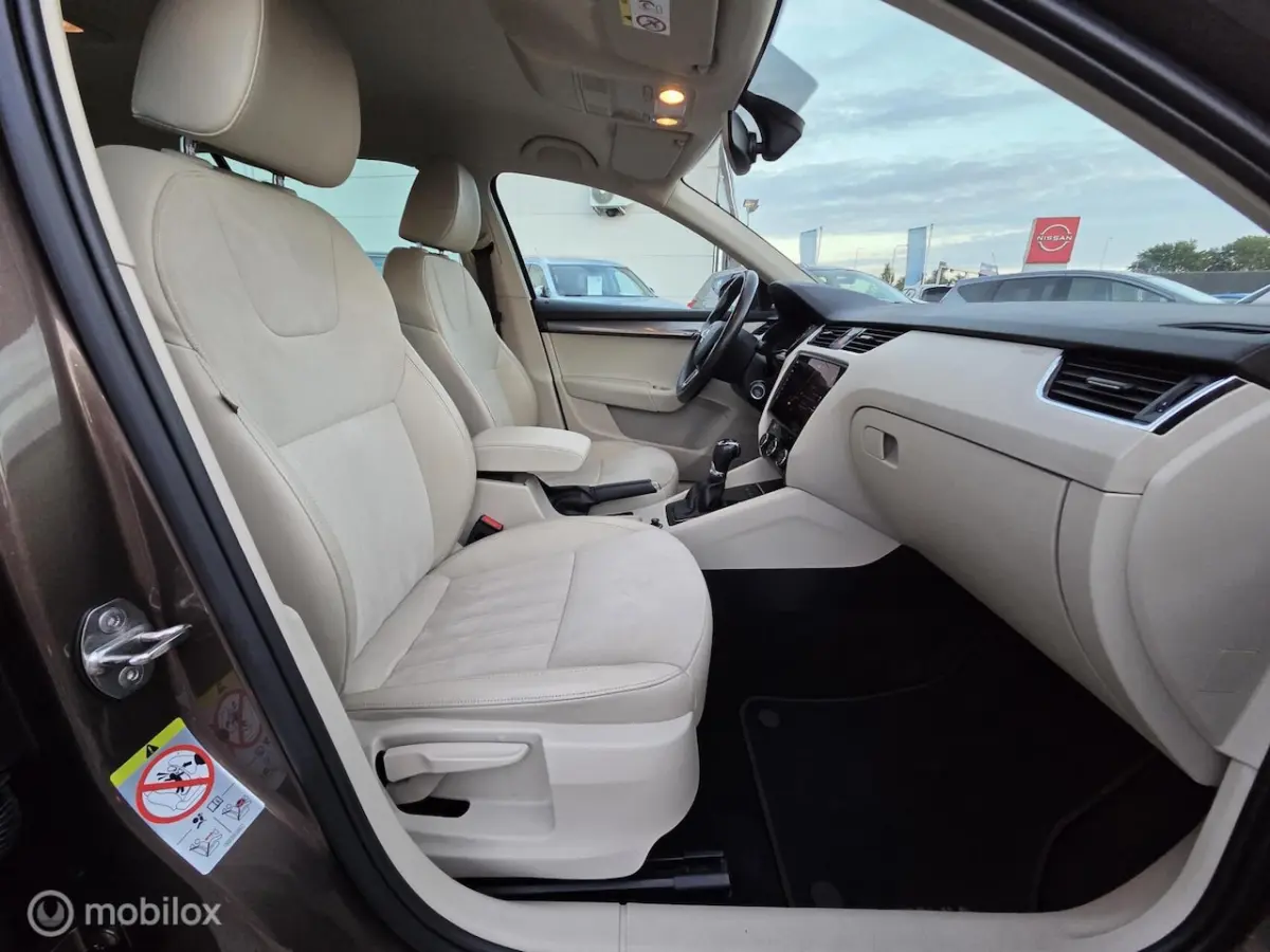 1.0 TSI Greentech Style Business DSG