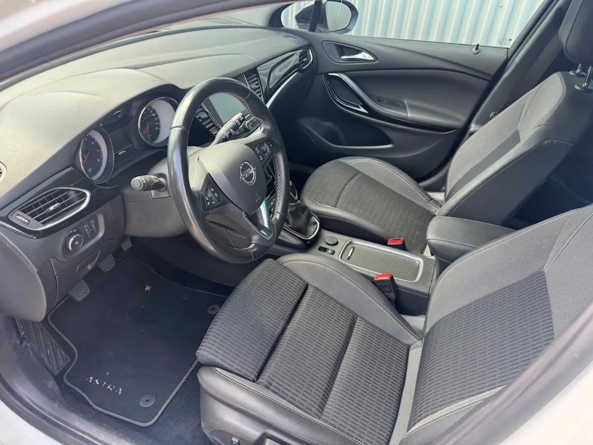 1.2 Design & Tech CLIMATE / CRUISE / NAVI / SENSOREN / NETTE STAAT