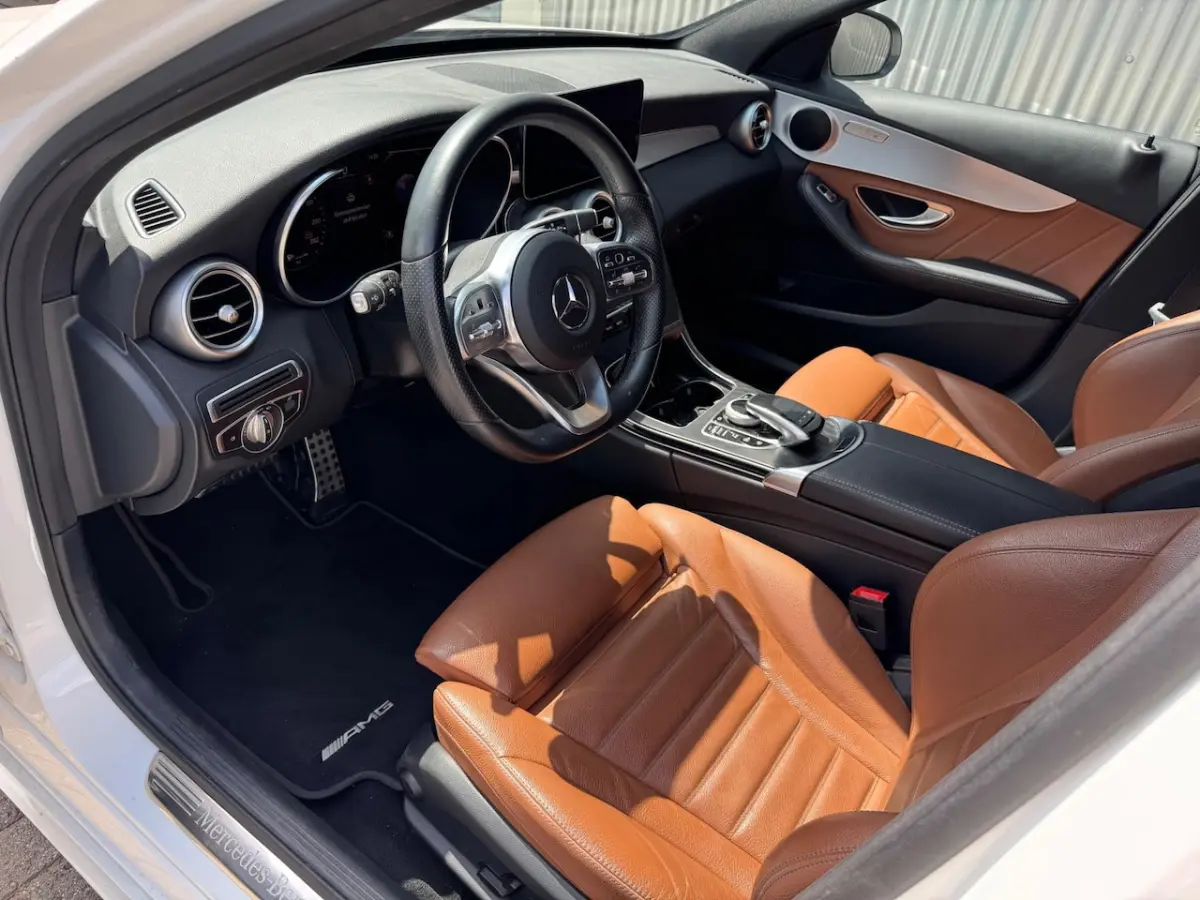 180 Business Solution AMG / ECC / CRUISE / NAVI / CAMERA / SENSOREN / LEDER