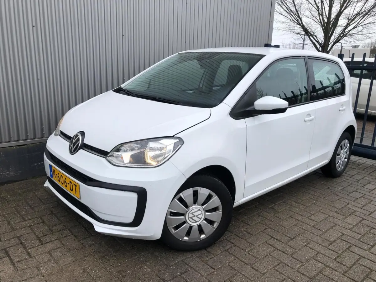 1.0 BMT move up 1E EIG / AIRCO / BLUETOOTH / ZUINIG /