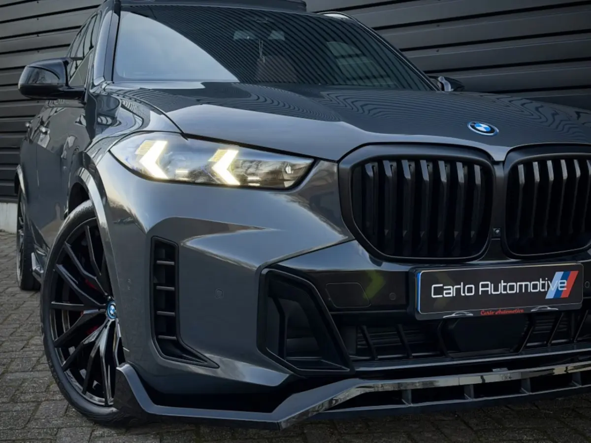 xDrive50e M-PERF. B&W|PANO SKY|HUD|360|SOFT|MASSAGE VOL