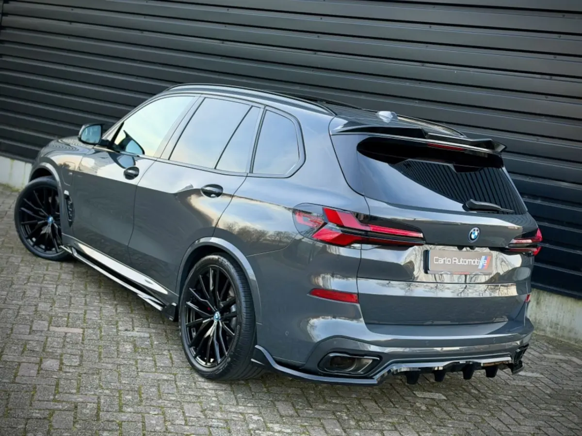 xDrive50e M-PERF. B&W|PANO SKY|HUD|360|SOFT|MASSAGE VOL