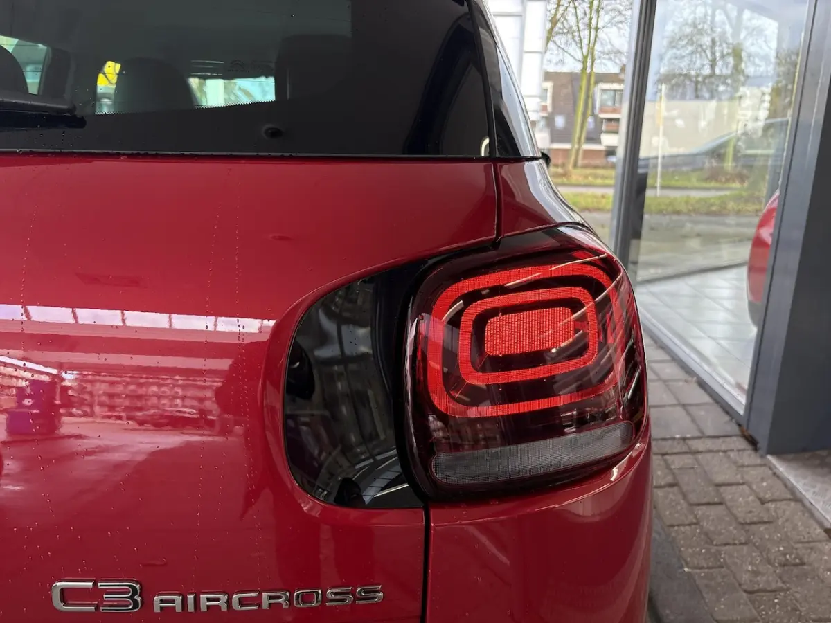 1.2 PureTech Shine | ConnectNav DAB+ | Achteruitrijcamera | Pack Ambiance