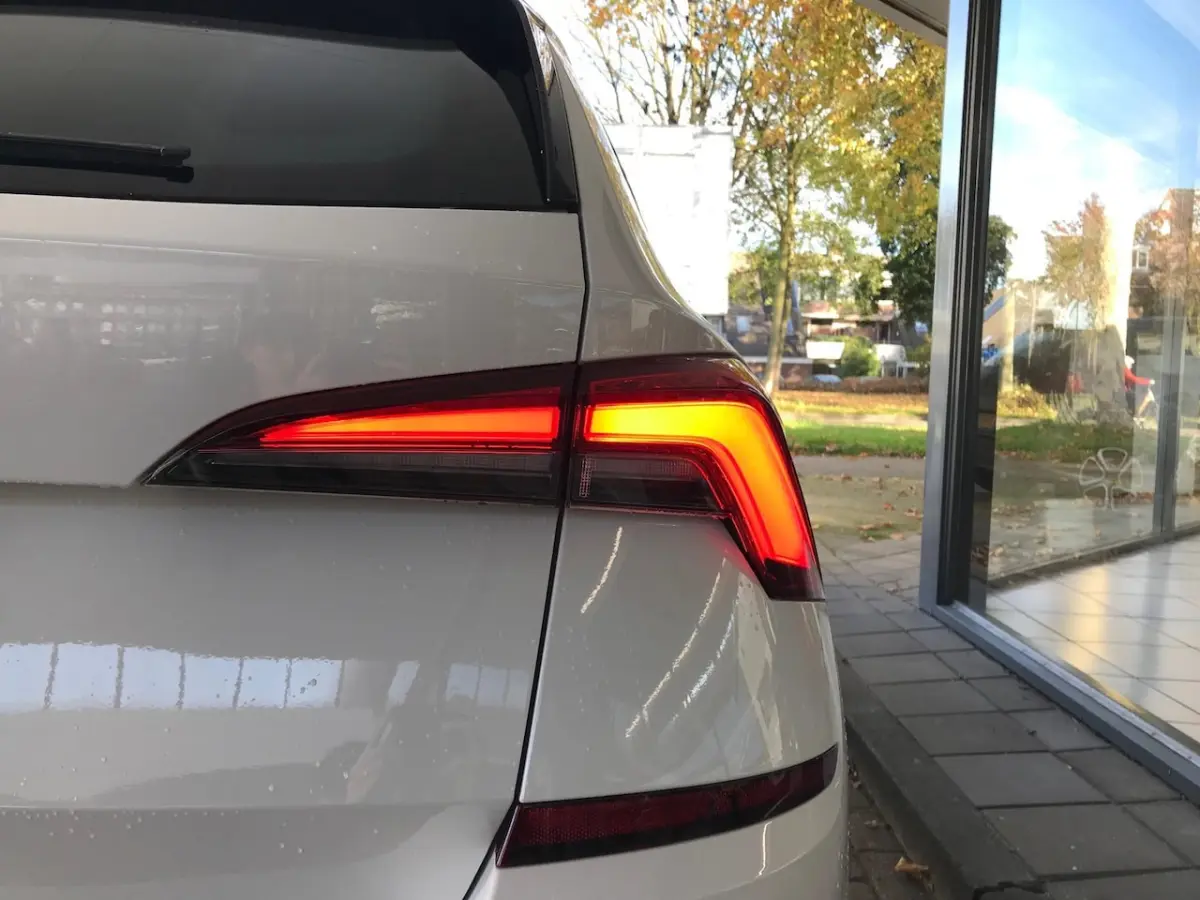 1.0 TSI DSG Business Camera, Navigatie