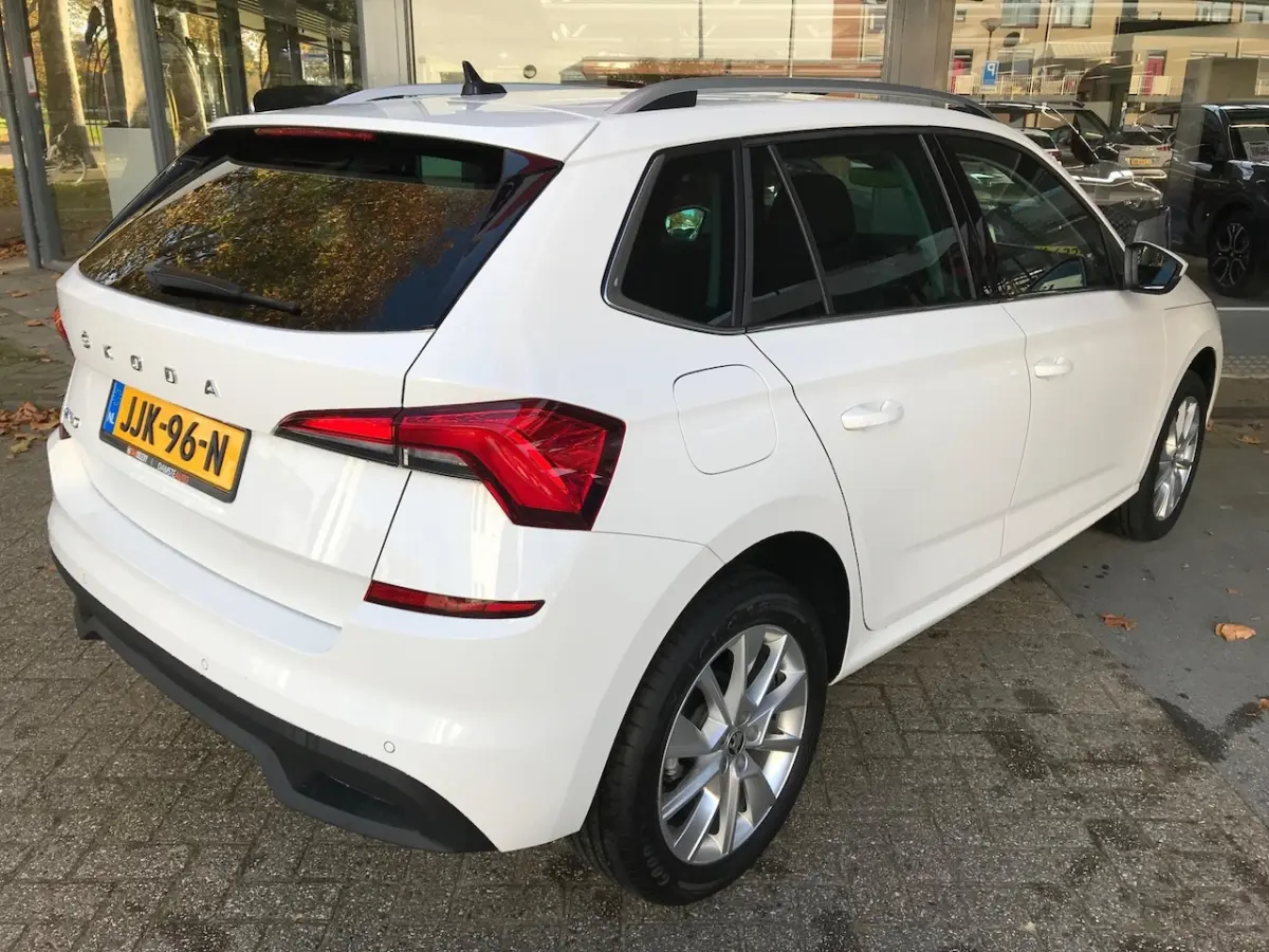 1.0 TSI DSG Business Camera, Navigatie