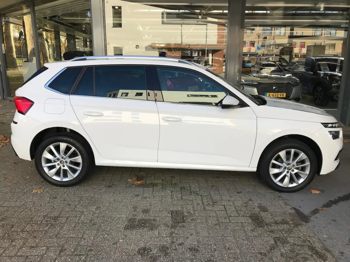 1.0 TSI DSG Business Camera, Navigatie