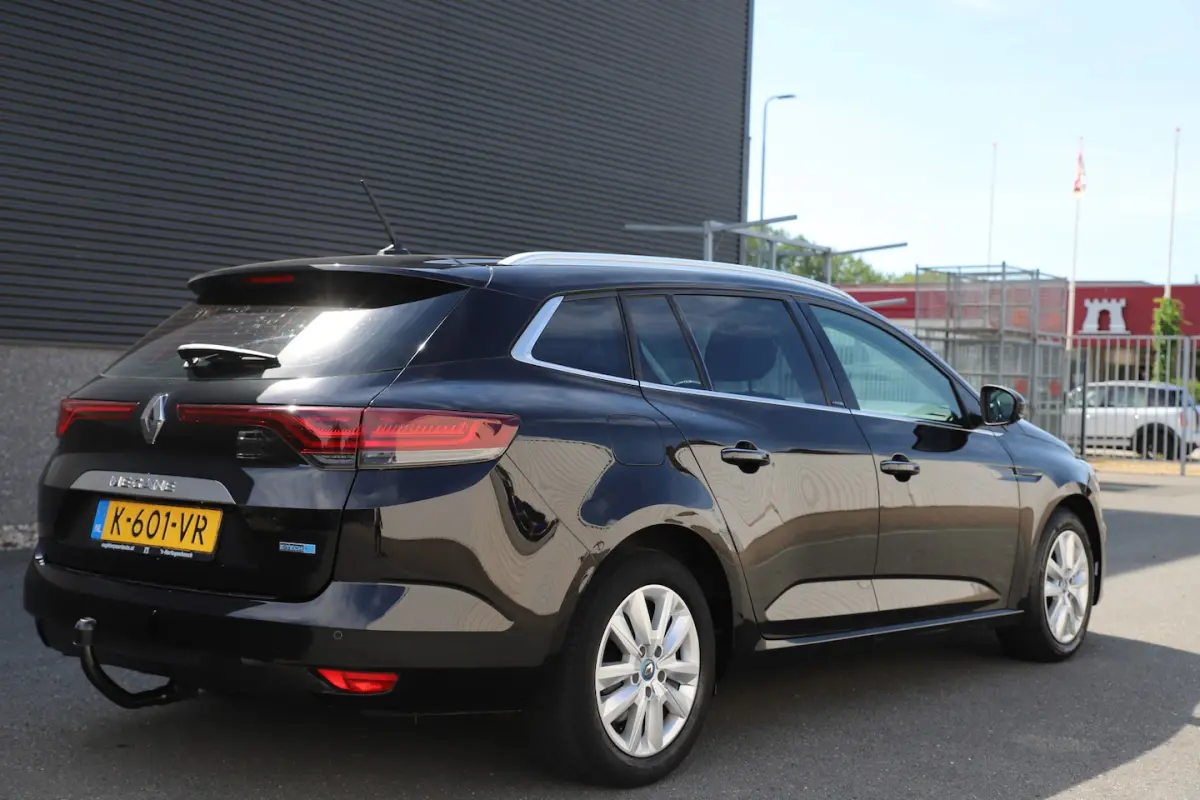 Estate 1.6 160pk Plug-In Hybrid/Virtual/Trekhaak/Carplay/LED/Camera/1e Eig
