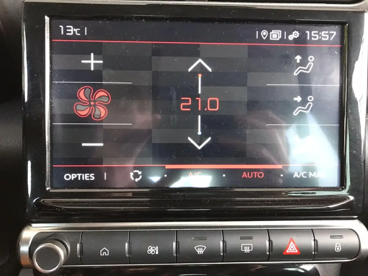 PureTech 110pk Plus | Achteruitrijcamera | Connect Nav DAB+| Grip Control