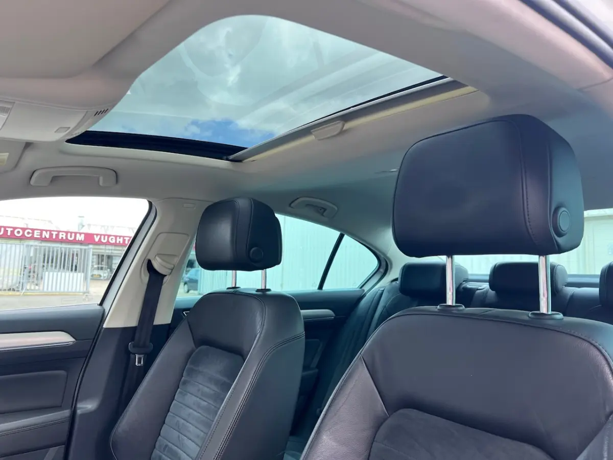 1.4 TSI GTE 218pk/*Highline*Adaptive/Virtual/Sunroof/Trekh./Leder/18"