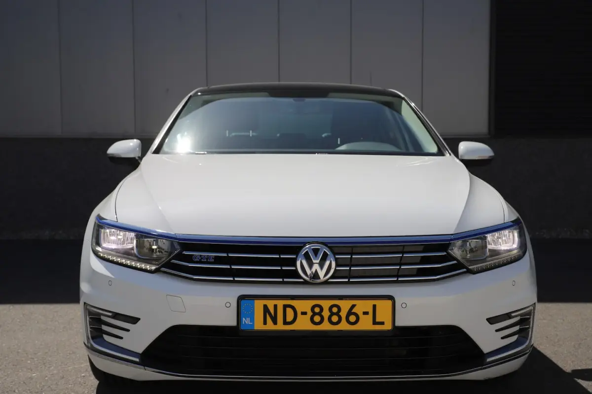1.4 TSI GTE 218pk/*Highline*Adaptive/Virtual/Sunroof/Trekh./Leder/18"