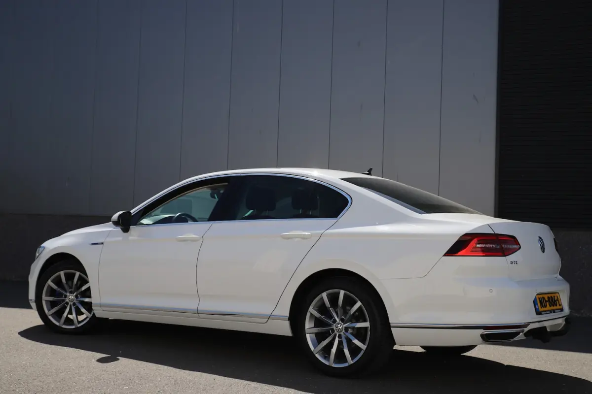 1.4 TSI GTE 218pk/*Highline*Adaptive/Virtual/Sunroof/Trekh./Leder/18"
