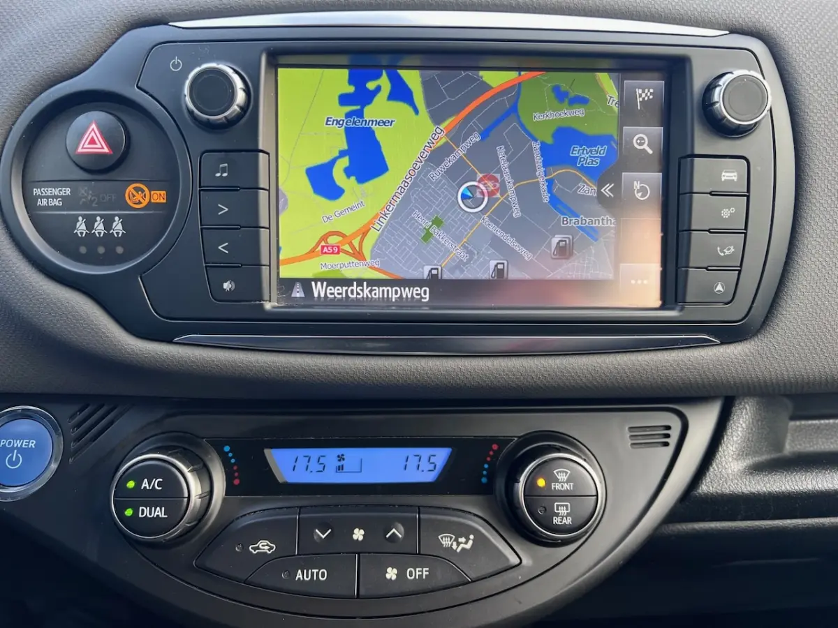 1.5 Hybrid 5drs Automaat/Cruise/Navigatie/Camera/LED