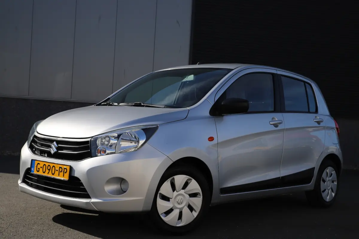 1.0 Comfort 5drs Airco/Zuinig & â¬24 per mnd./Parkeersensoren