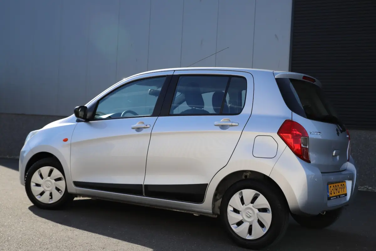 1.0 Comfort 5drs Airco/Zuinig & â¬24 per mnd./Parkeersensoren