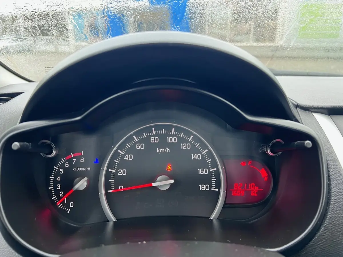 1.0 Comfort 5drs Airco/Zuinig & â¬24 per mnd./Parkeersensoren