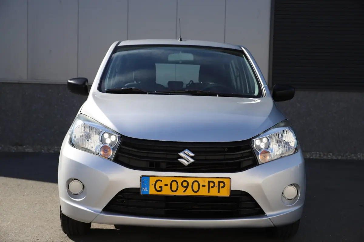 1.0 Comfort 5drs Airco/Zuinig & â¬24 per mnd./Parkeersensoren
