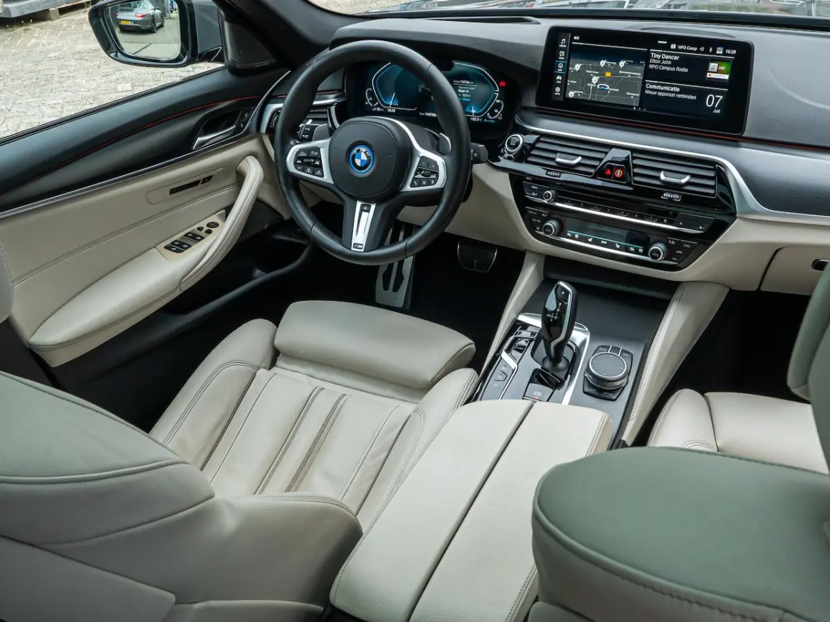 530e xDrive Business Edition Plus M Sport Pano CoPilot Laser Massage