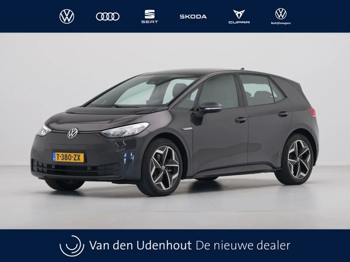 Pure 150 pk 45 kWh Navigatie Camera Stoel/Stuurverwarming Acc Carplay 333
