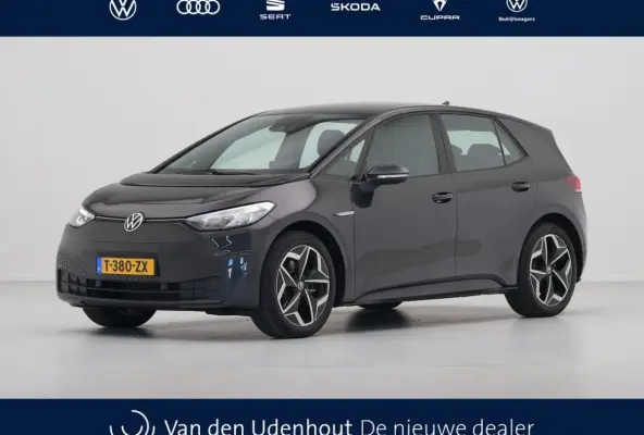 Pure 150 pk 45 kWh Navigatie Camera Stoel/Stuurverwarming Acc Carplay 333