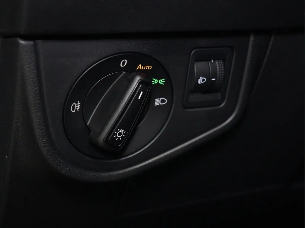1.0 TSI 110pk DSG Life Navigatie | Android/Carplay | PDC | LED 5