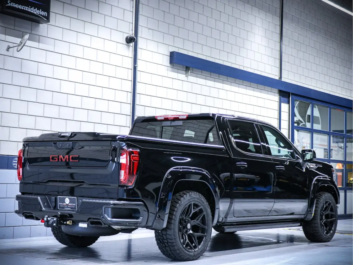 Denali Custom | Full Option | 6.2L V8