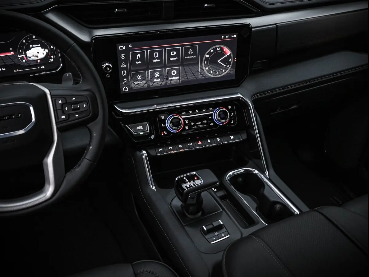 Denali Custom | Full Option | 6.2L V8
