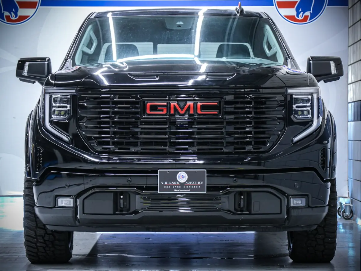 Denali Custom | Full Option | 6.2L V8