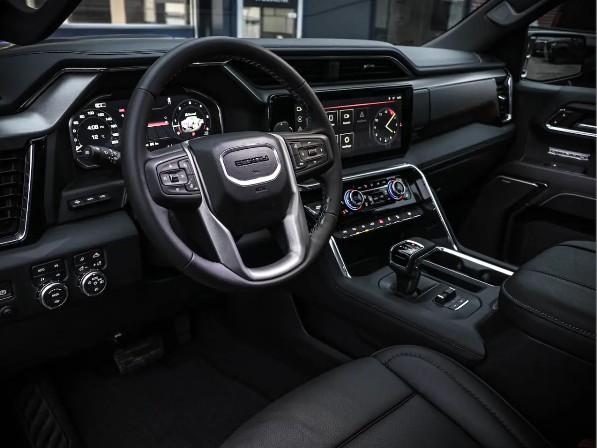 Denali Custom | Full Option | 6.2L V8