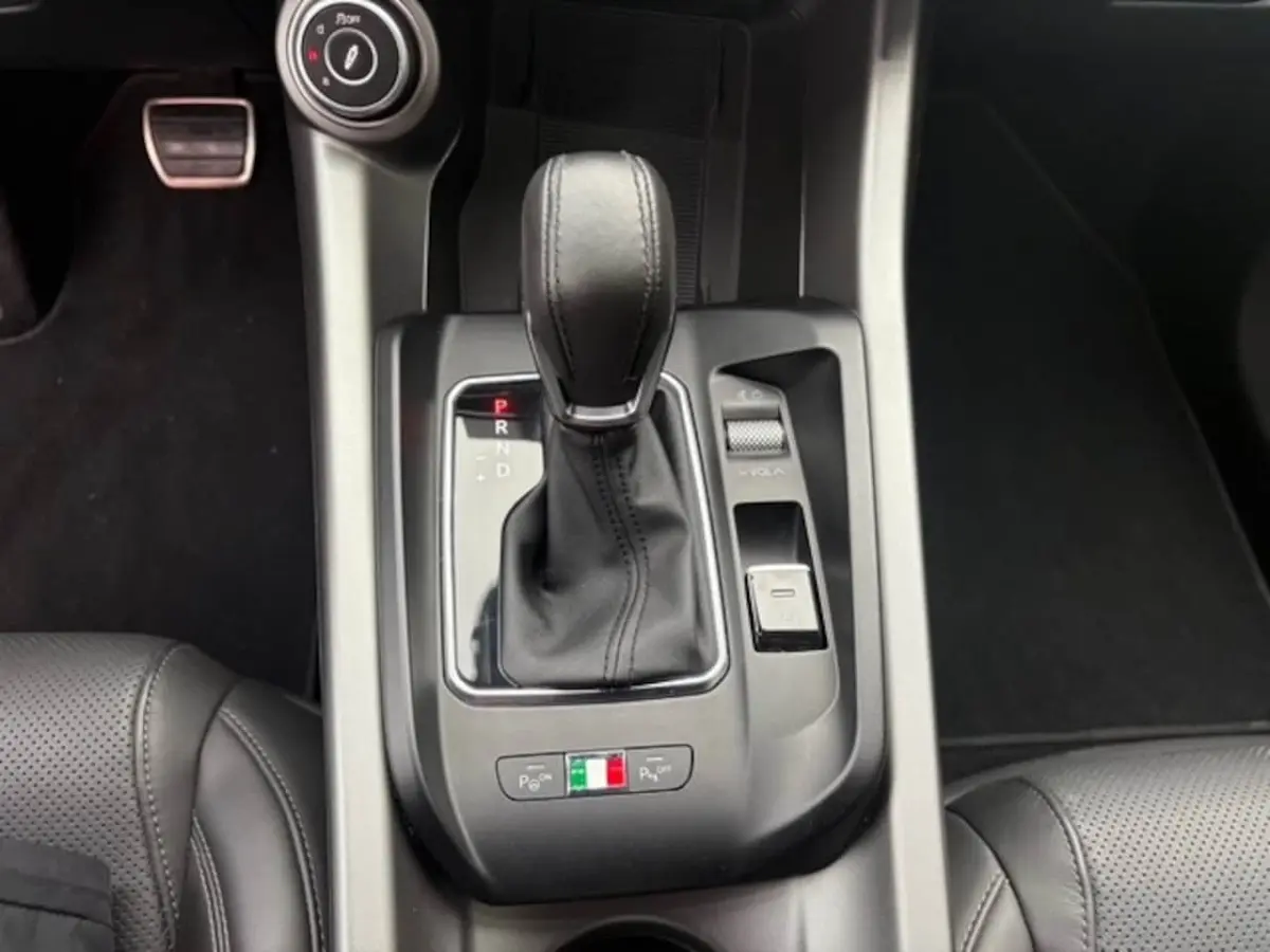 1.5T Hybrid Veloce | Navi | Camera | Cruise | 48.332 km Dealeronderhouden