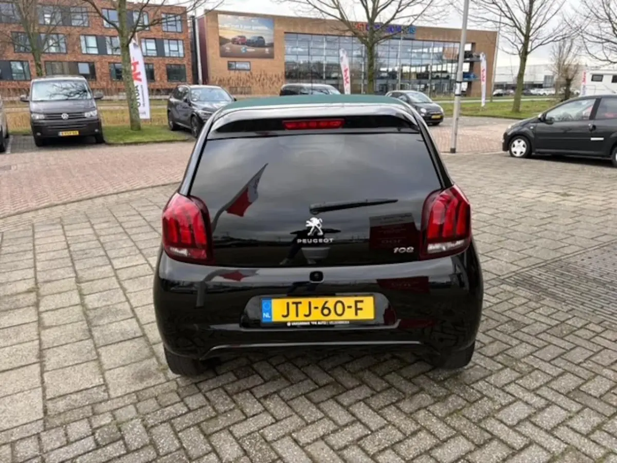 1.0 e-VTi Collection TOP | Navi | Opendak | 37.745 km Dealeronderhouden