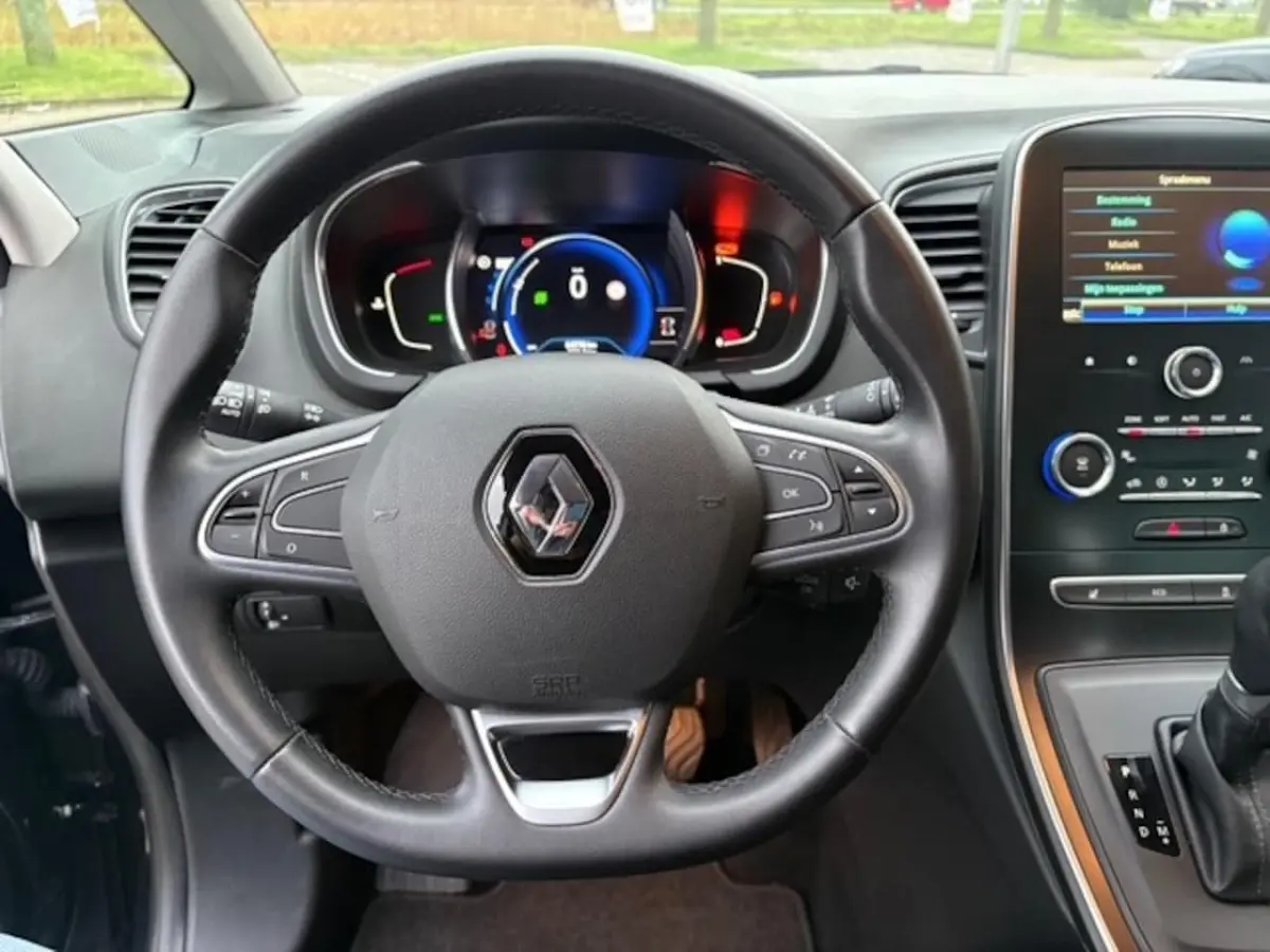1.3 TCe Intens | Navi | Cruise | Camera | 64.776 km Dealeronderhouden