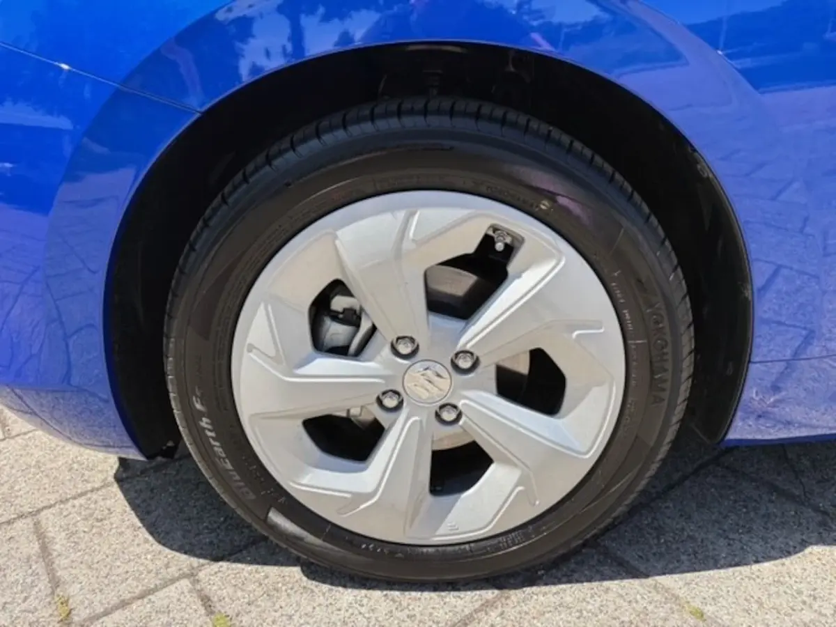 1.2 Select Smart Hybrid | Navi \ Camera | Cruise | 4867 km Deleronderhouden