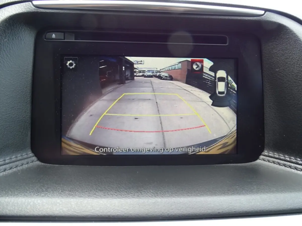 2.0 4WD-Multimedia-Start/Stop-Camera-USB