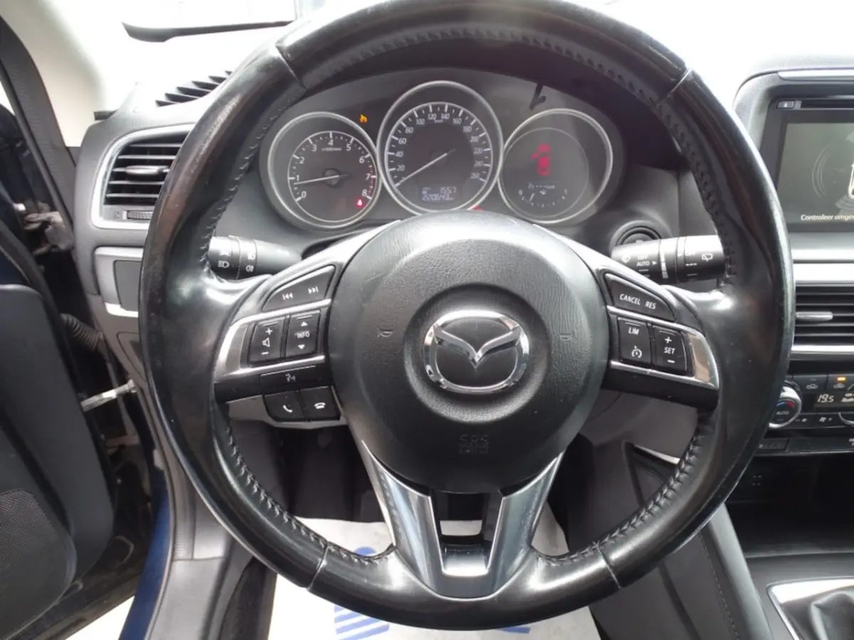 2.0 4WD-Multimedia-Start/Stop-Camera-USB