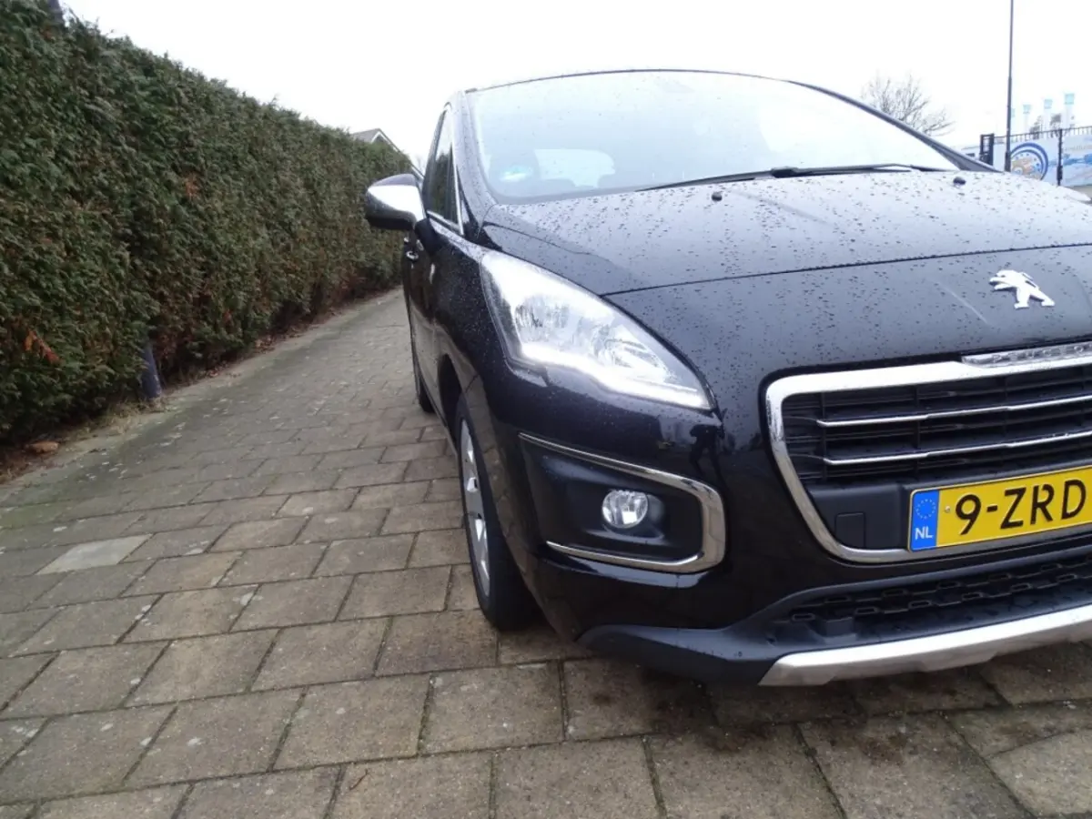 1.6 THP CROSSWAY-Pano-Navi-Head-up-Cruise-Clima-Blth-Trkh