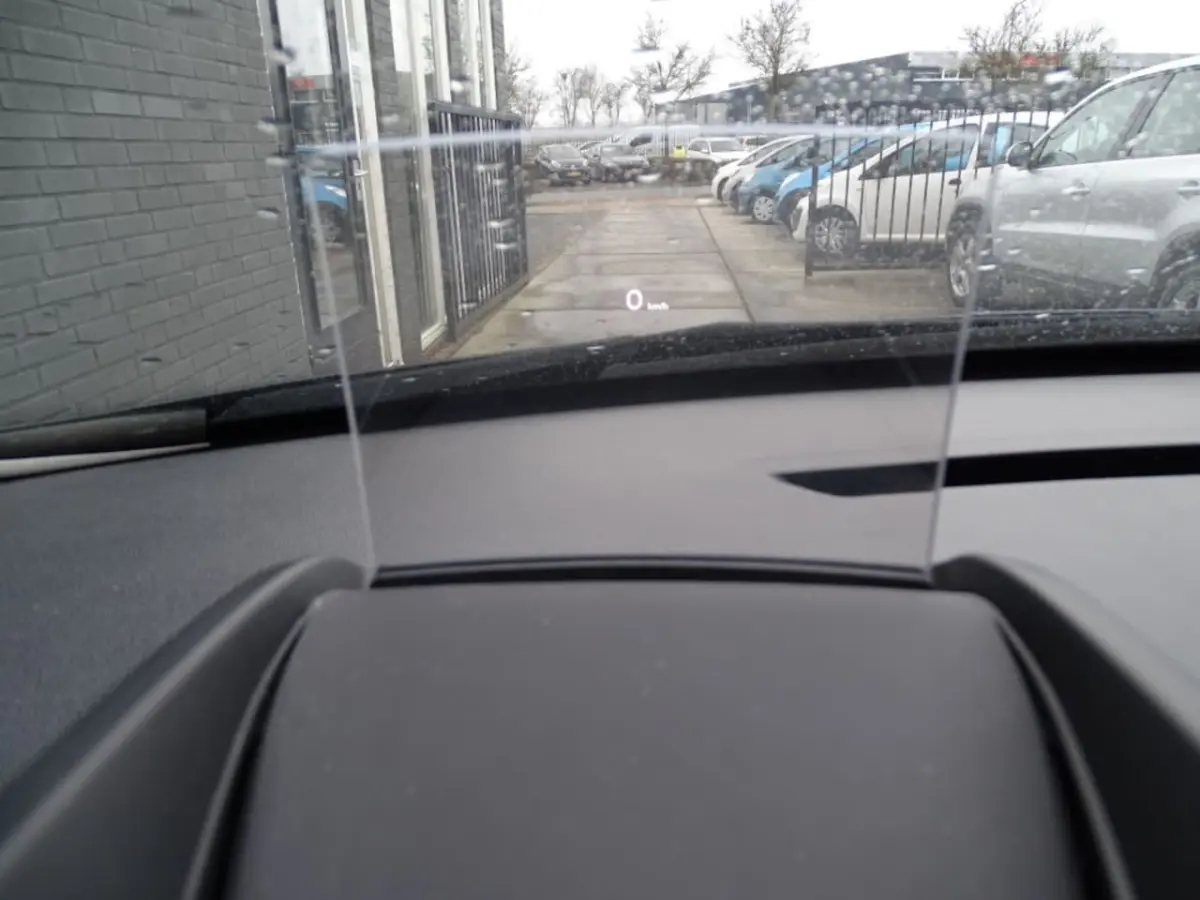 1.6 THP CROSSWAY-Pano-Navi-Head-up-Cruise-Clima-Blth-Trkh