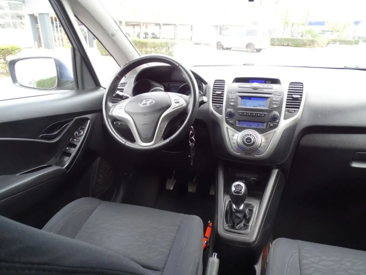 1.4I I-VISION-Clima-Cruise-Trkh-Usb-Blth