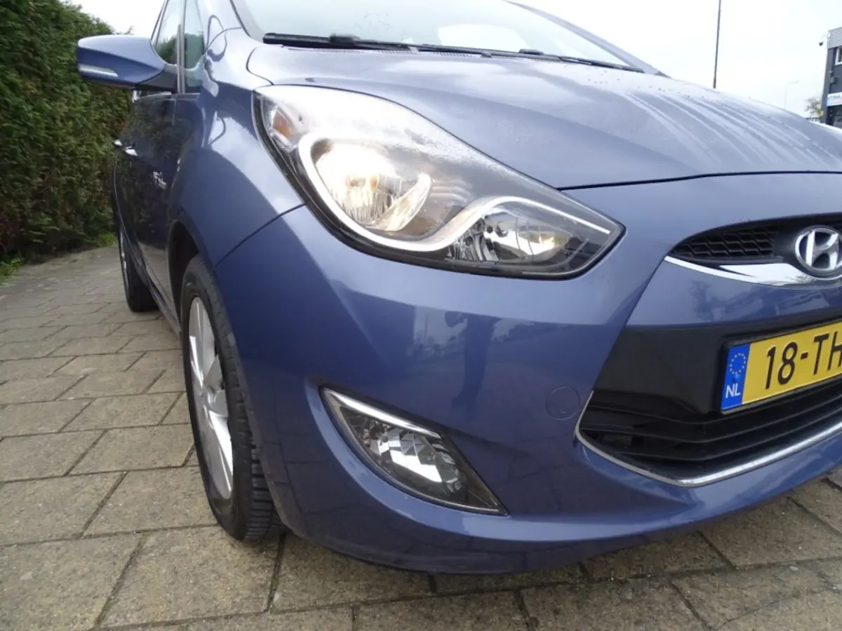 1.4I I-VISION-Clima-Cruise-Trkh-Usb-Blth