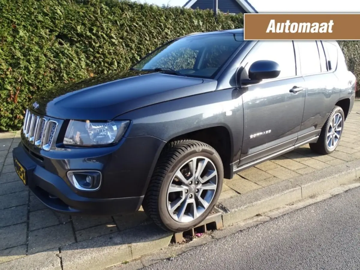 Jeep Compass 2014 Benzine Automatisch leasen