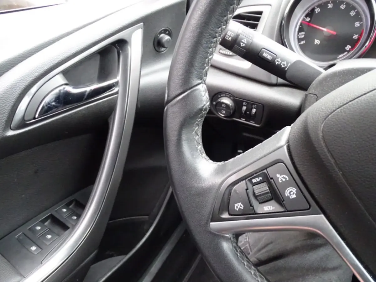 1.4 Turbo Cosmo-Navi-cruise-Blth-Pdc-Trekhaak-leer