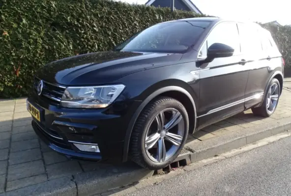 1.4 TSI R-LINE CON. SERIES-Navi-Carplay-Blth-Cruise-Clima-Pdc