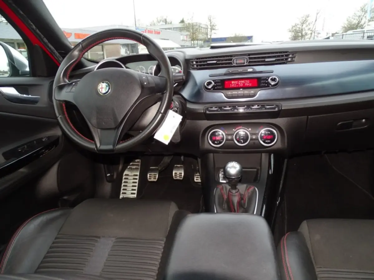 Giulietta 1.7 TBi 235 Pk Quadrifoglio Verde