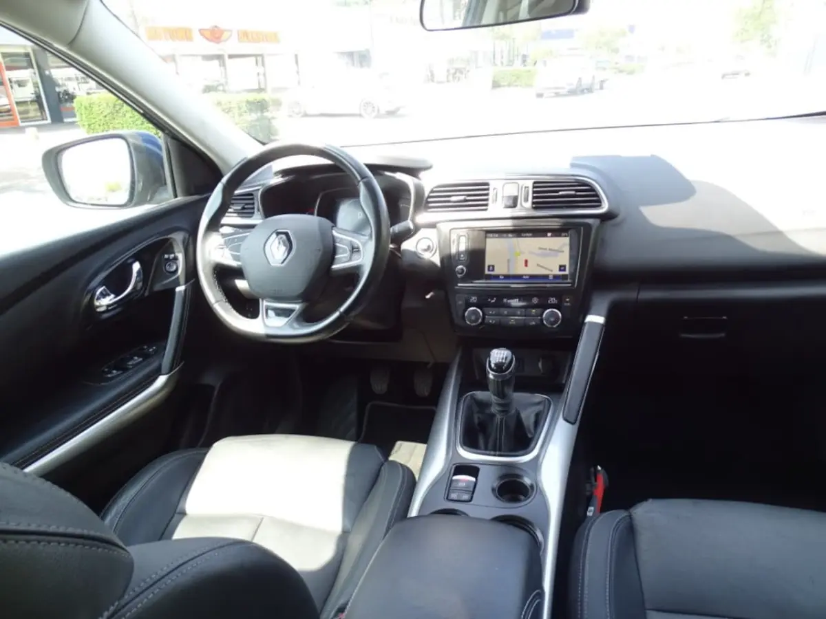 1.2 TCE BOSE-130 Pk-Navi-Blth-Clima-Media App-Cruise
