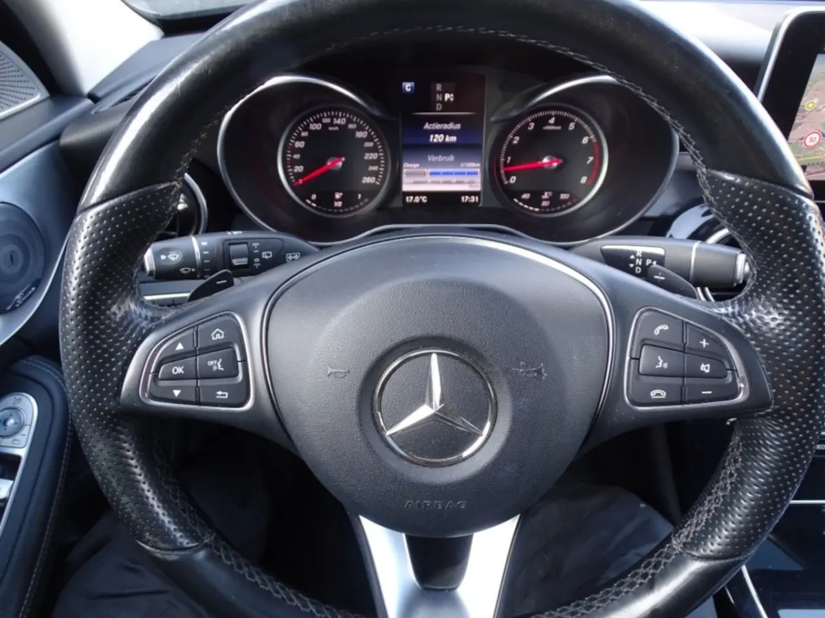C400 AMG 4Matic Premium plus -Hlf Leer-Pano-Clima-Navi-Trkh-Led