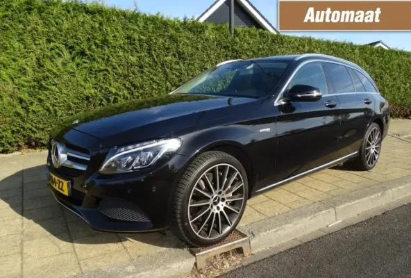C400 AMG 4Matic Premium plus -Hlf Leer-Pano-Clima-Navi-Trkh-Led