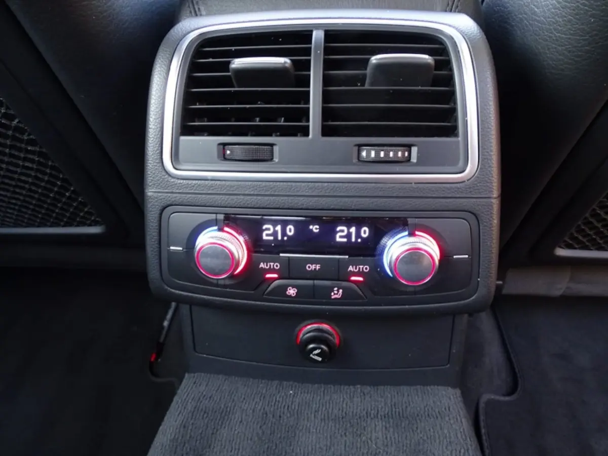 2.0 TFSI PRO LINE-Navi-Blth-Pdc-Leer-Led-aux