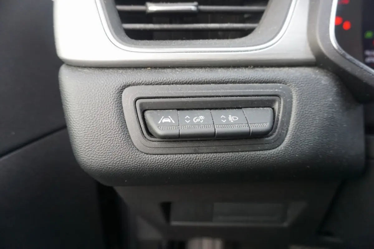 TCe 130pk Automaat Intens Navigatie NIEUW MODEL
