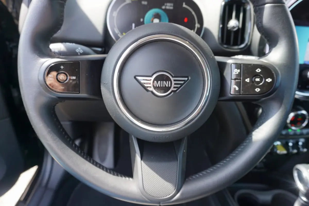 (f60) 1.5 220pk Plug-In Hybrid Essential ALL4 Aut. Cooper Camera Navigatie S E